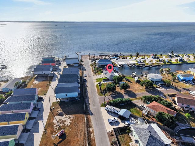 111 Caribbean Drive, Corpus Christi, TX 78418