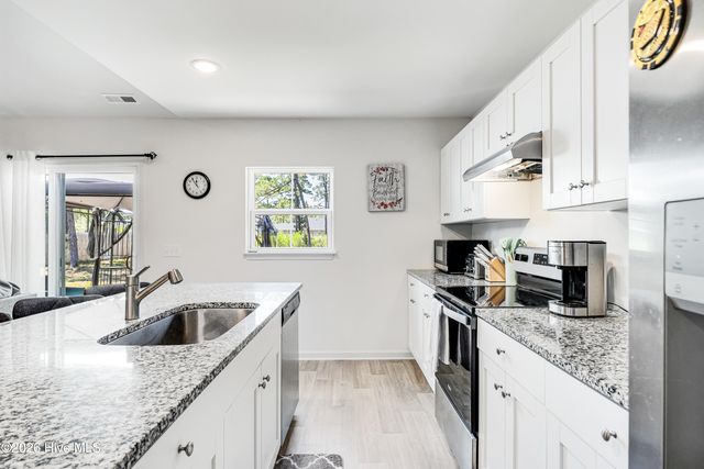 950 Pine Needles Road, Boiling Spring Lakes, NC 28461