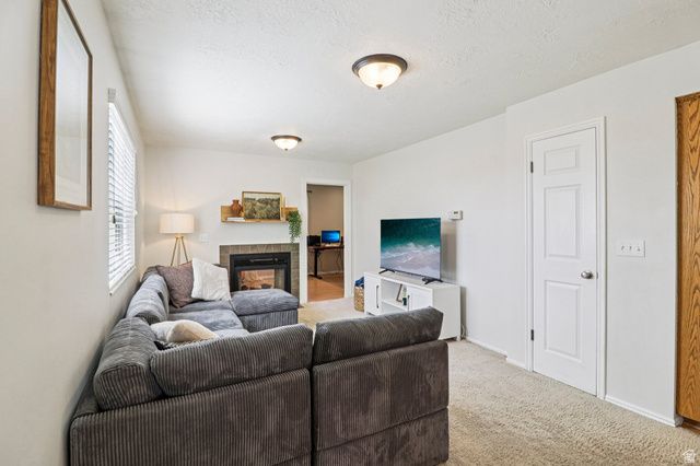 1107 W 450 S, Layton, UT 84041