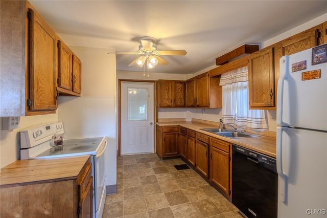 3006 State Route 31, Lenox, NY 13032