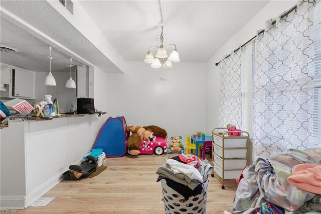 4061 Holly Cove DR, Chesapeake, VA 23321