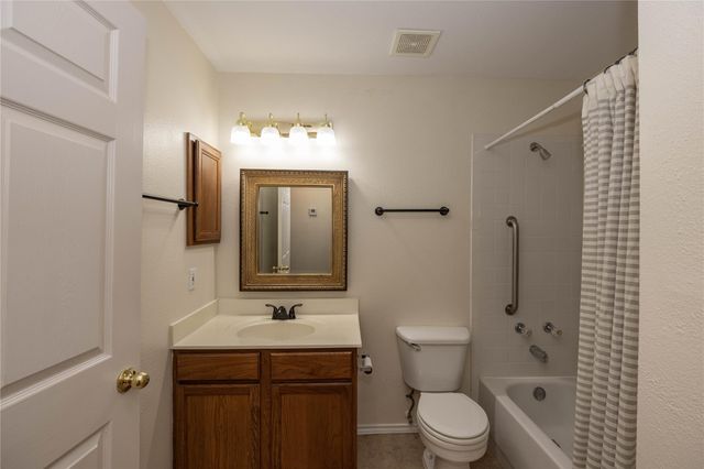 16 Villa Meadow E, Wimberley, TX 78676
