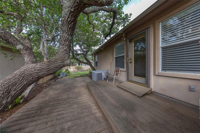 16 Villa Meadow E, Wimberley, TX 78676
