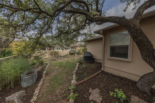 16 Villa Meadow E, Wimberley, TX 78676