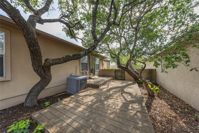 16 Villa Meadow E, Wimberley, TX 78676