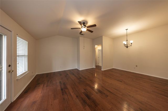 16 Villa Meadow E, Wimberley, TX 78676
