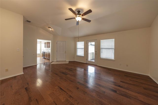 16 Villa Meadow E, Wimberley, TX 78676