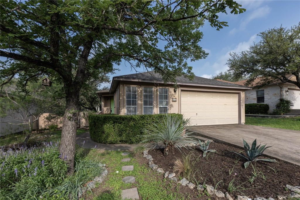 16 Villa Meadow E, Wimberley, TX 78676