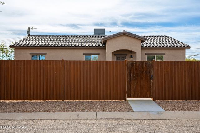 1781 W 33rd Street, Tucson, AZ 85713