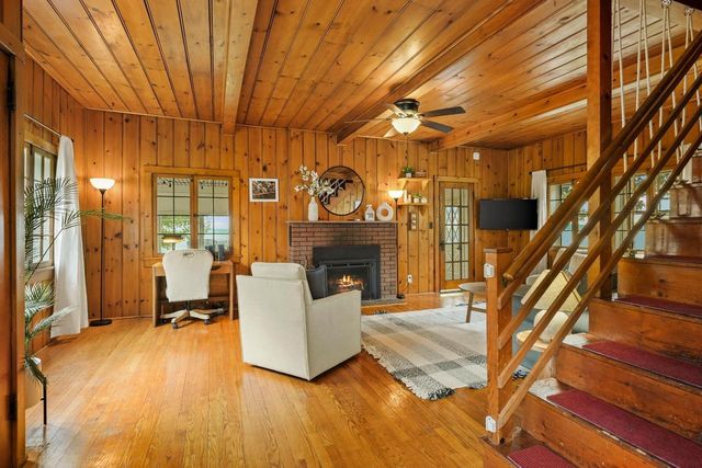 4503 Larson Street, Mcfarland, WI 53558