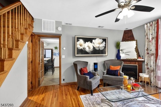 4 Jeanette St, Carteret Boro, NJ 07008
