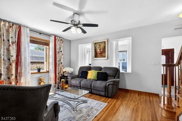 4 Jeanette St, Carteret Boro, NJ 07008
