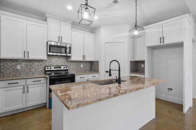 204 Gorman Street, Corsicana, TX 75110