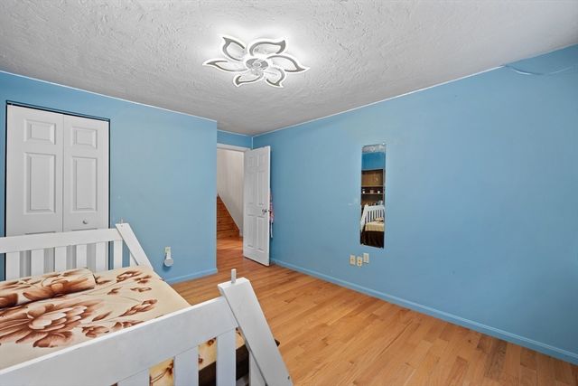 237 South St 6, Shrewsbury, MA 01545
