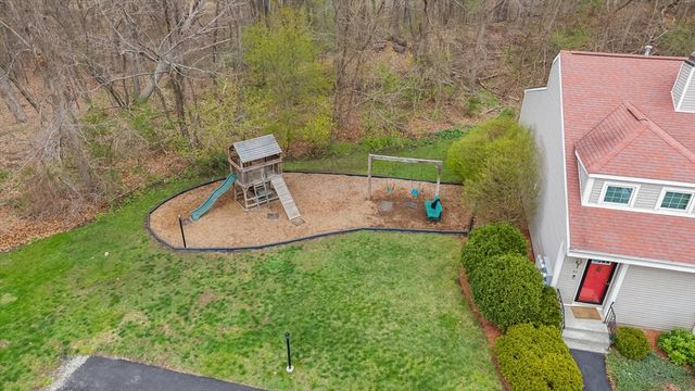 237 South St 6, Shrewsbury, MA 01545
