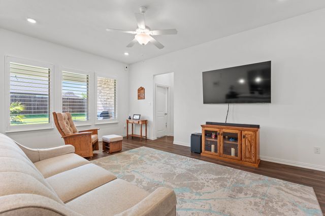 13529 Fergus Drive, Fort Worth, TX 76052