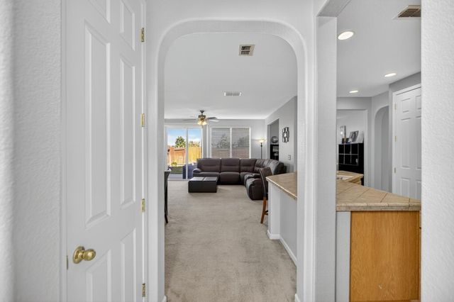 4805 Millner Way, Elk Grove, CA 95757