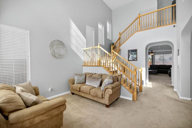 4805 Millner Way, Elk Grove, CA 95757