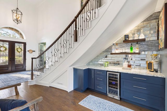 2123 Barton Woods Boulevard, Conroe, TX 77301