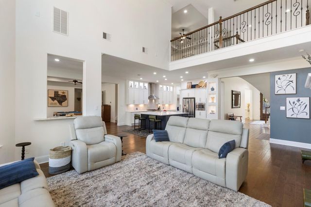 2123 Barton Woods Boulevard, Conroe, TX 77301