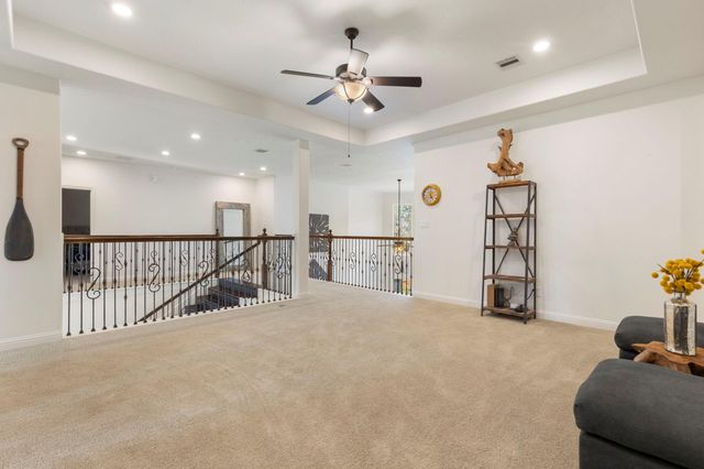 2123 Barton Woods Boulevard, Conroe, TX 77301