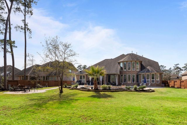 2123 Barton Woods Boulevard, Conroe, TX 77301