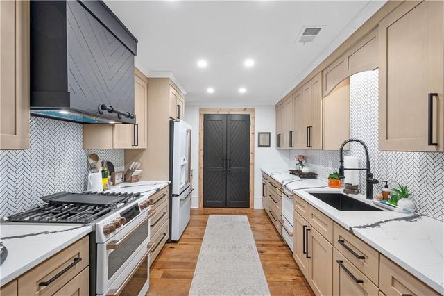 5429 Trentham Drive, Atlanta, GA 30338