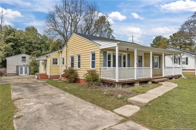 402 Faison Avenue, Fayetteville, NC 28304