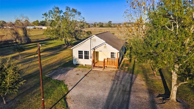 14202 Susie Lane CR442, Alvin, TX 77511
