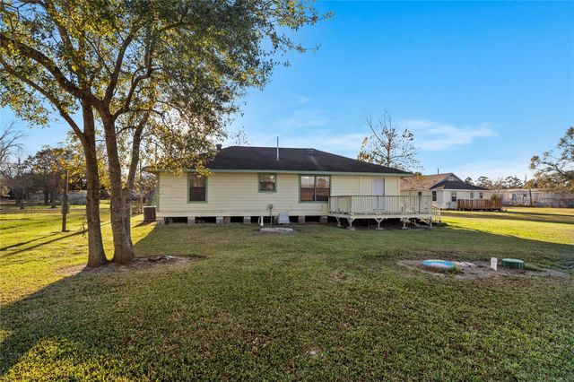 14202 Susie Lane CR442, Alvin, TX 77511