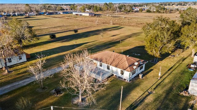 14202 Susie Lane CR442, Alvin, TX 77511