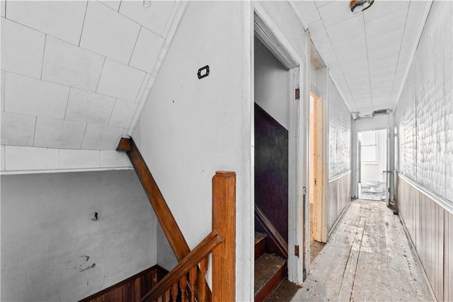 115 Hawkins Ave, Perry Hilltop, PA 15214