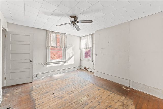 115 Hawkins Ave, Perry Hilltop, PA 15214