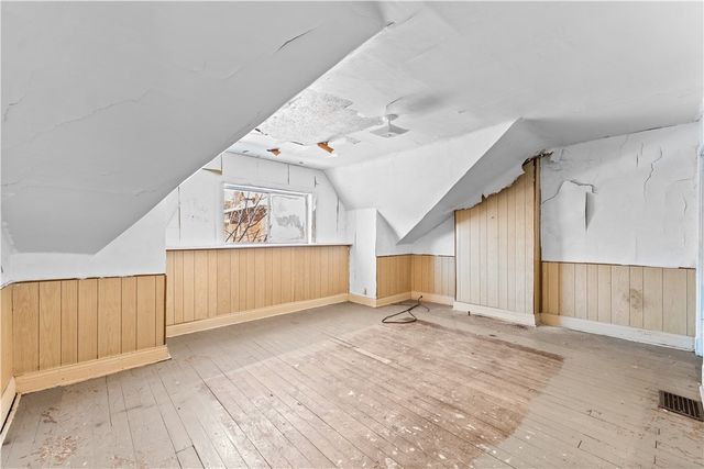 115 Hawkins Ave, Perry Hilltop, PA 15214