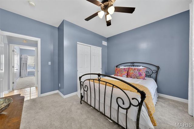 2 Wynnbrook Manor Drive, St Charles, MO 63301