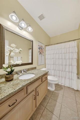 2 Wynnbrook Manor Drive, St Charles, MO 63301