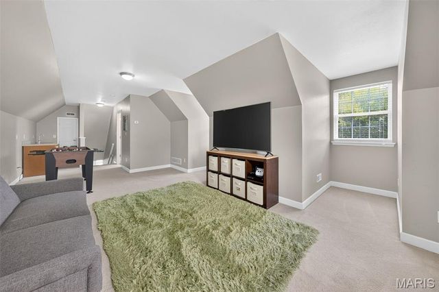 2 Wynnbrook Manor Drive, St Charles, MO 63301