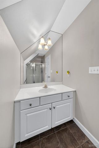 2 Wynnbrook Manor Drive, St Charles, MO 63301