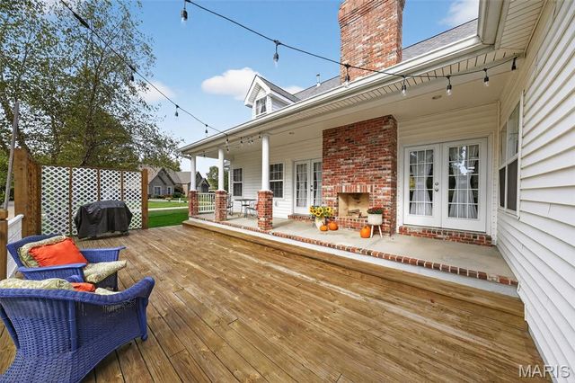 2 Wynnbrook Manor Drive, St Charles, MO 63301