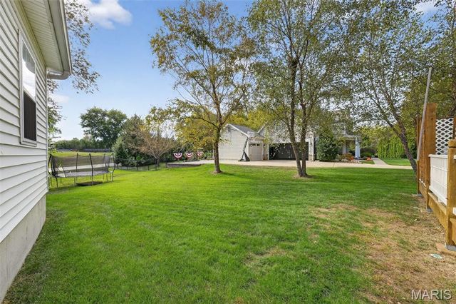 2 Wynnbrook Manor Drive, St Charles, MO 63301