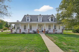 2 Wynnbrook Manor Drive, St Charles, MO 63301