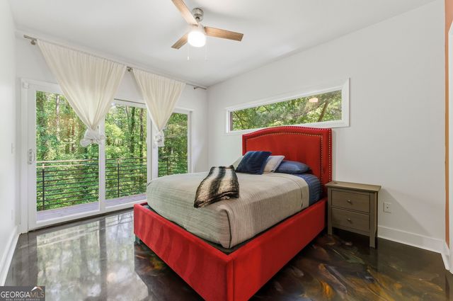 643 Larchmont Circle NW, Atlanta, GA 30318