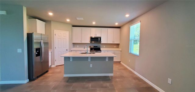 17367 MILLION LAKES COURT, Clermont, FL 34714