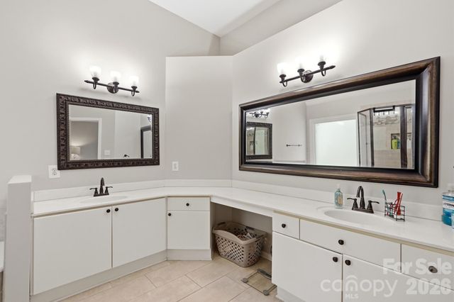 6912 Royce Court, Charlotte, NC 28277
