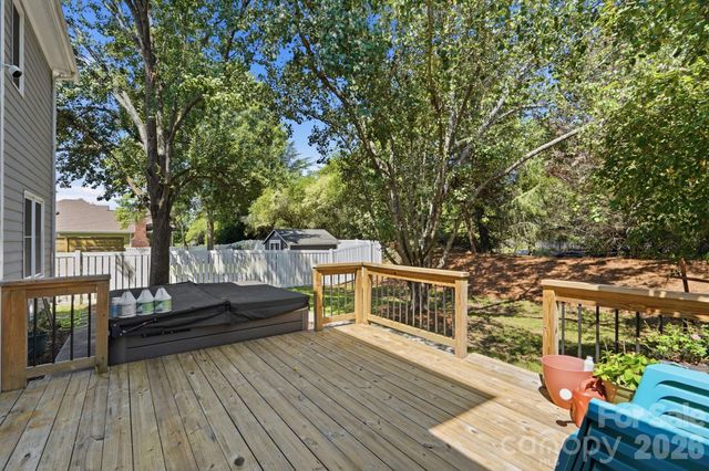 6912 Royce Court, Charlotte, NC 28277