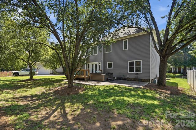 6912 Royce Court, Charlotte, NC 28277