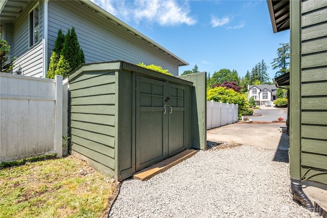 104 Cedar Falls Drive, Kelso, WA 98626