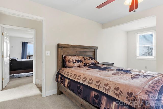 11 Roberts Drive, Swannanoa, NC 28778