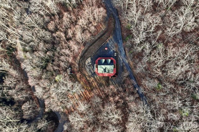 11 Roberts Drive, Swannanoa, NC 28778