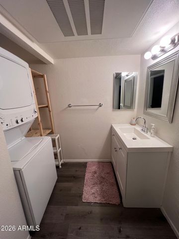 461 W HOLMES Avenue 350, Mesa, AZ 85210